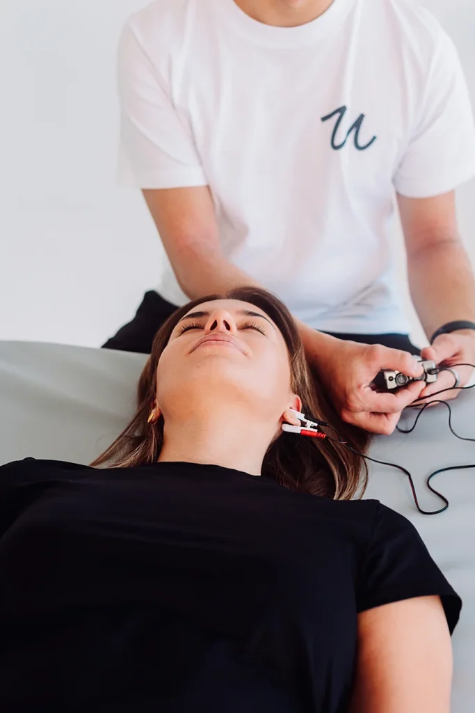 Elektrostymulacja nerwu błędnego w Uzdrovisko – nowoczesna terapia na stres, lęk i stany zapalne.